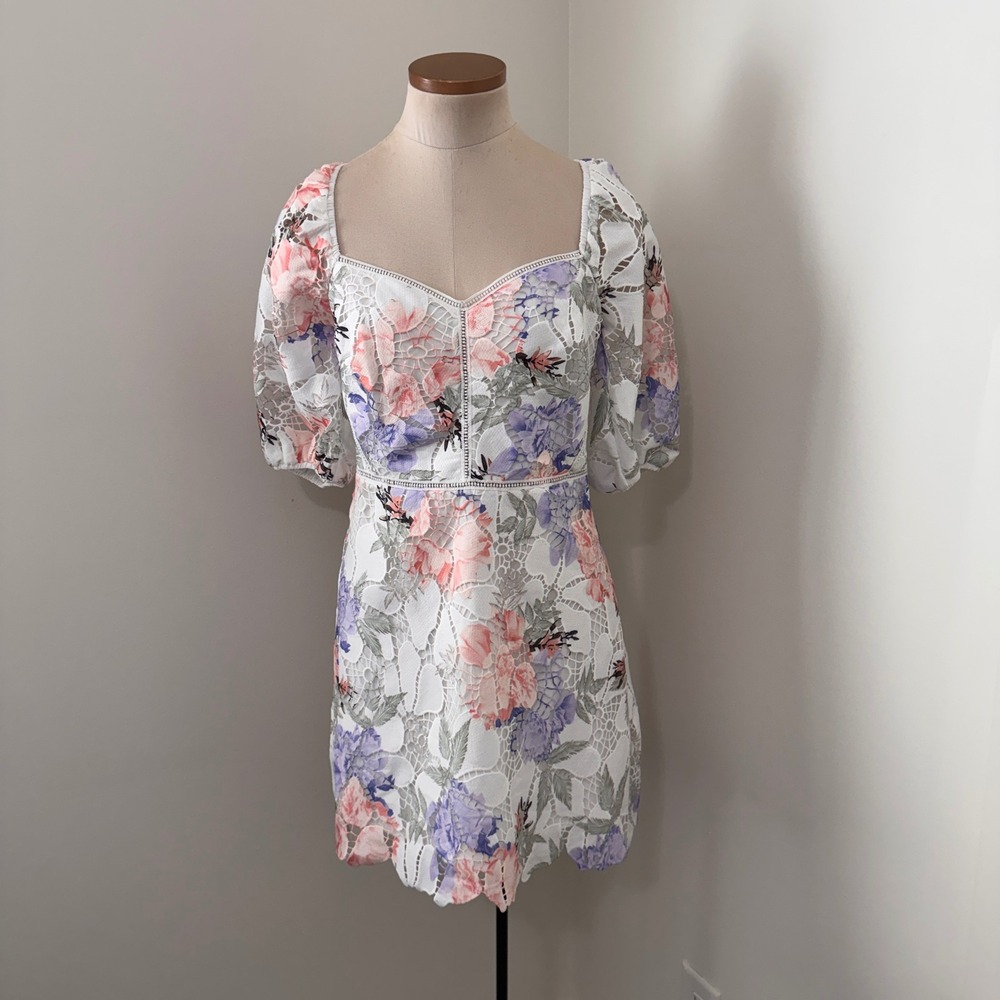 NEW Lucy Paris Medium White Floral Lace Puff Sleeve Mini Dress Coquette Fairy